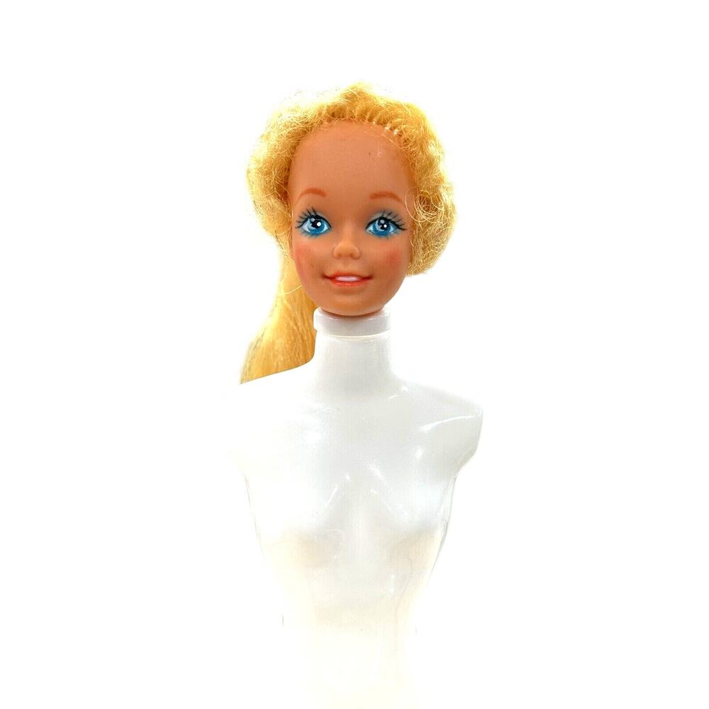 Vintage 1982 Happy Birthday Barbie Doll #1922 Head